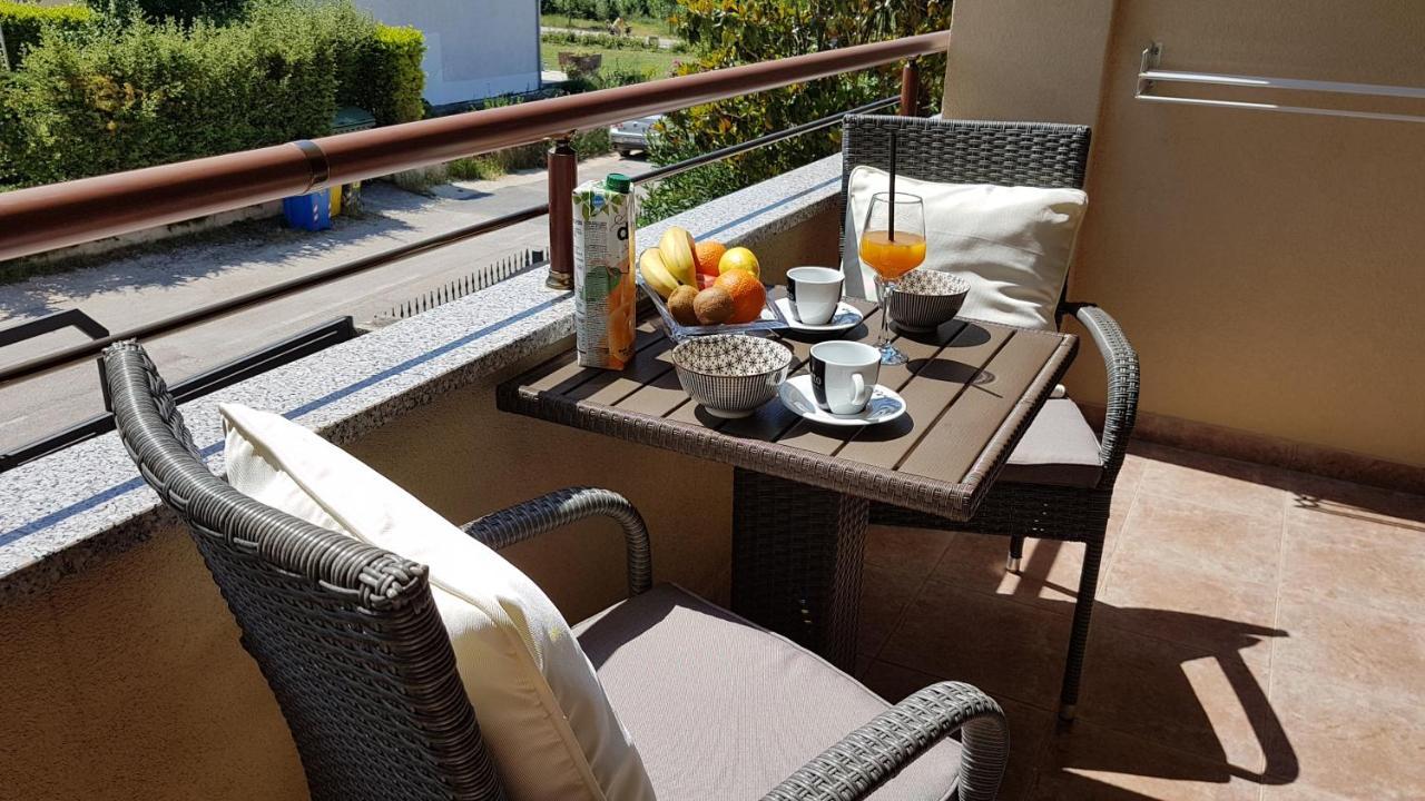 Apartments Alea Ровин Екстериор снимка