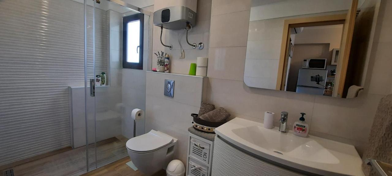 Apartments Alea Ровин Екстериор снимка
