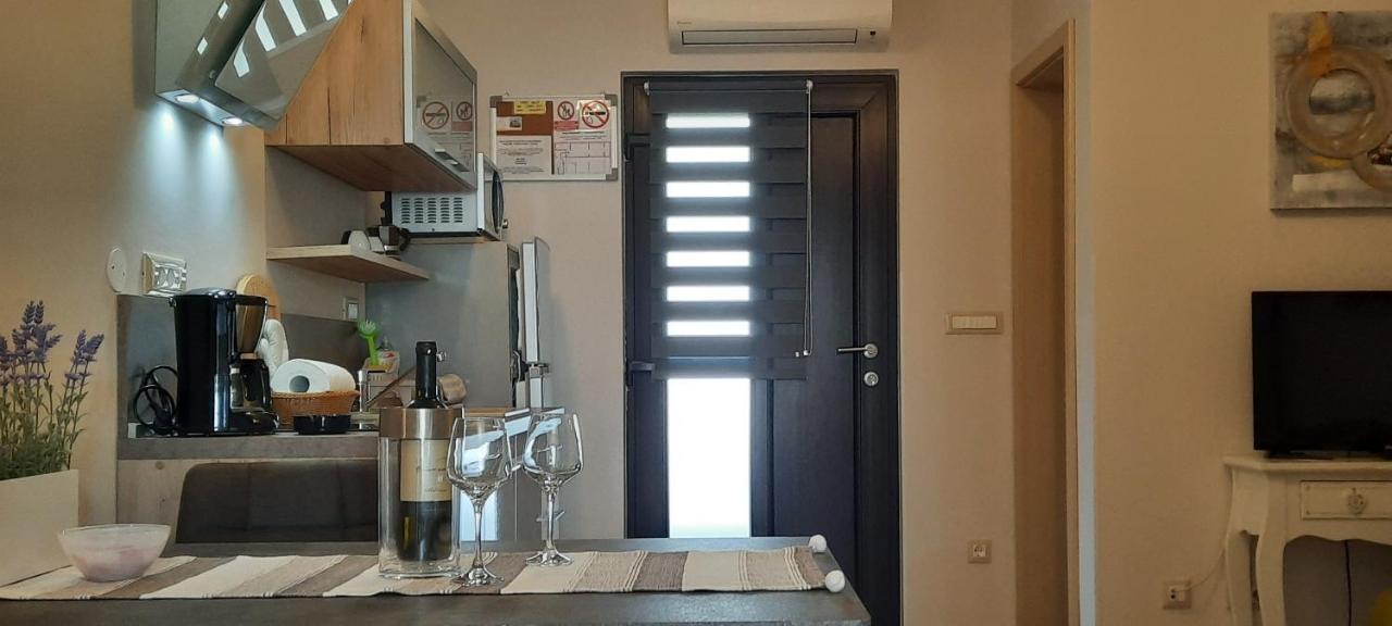 Apartments Alea Ровин Екстериор снимка