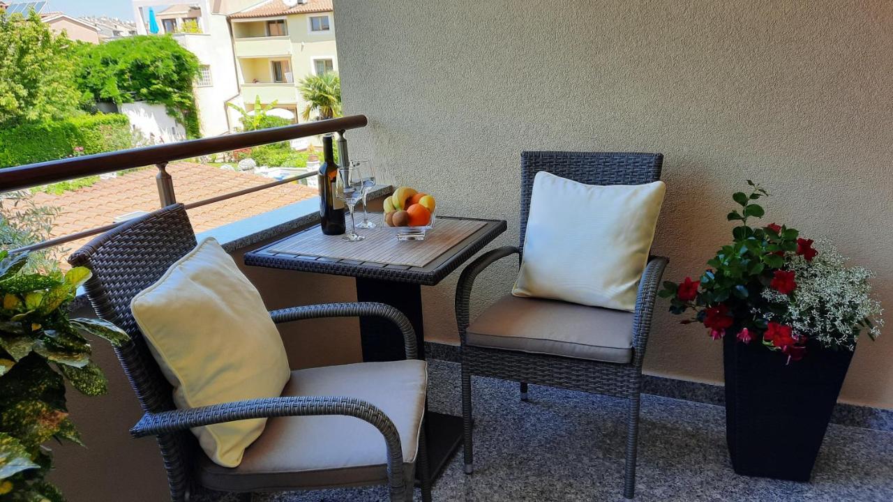 Apartments Alea Ровин Екстериор снимка