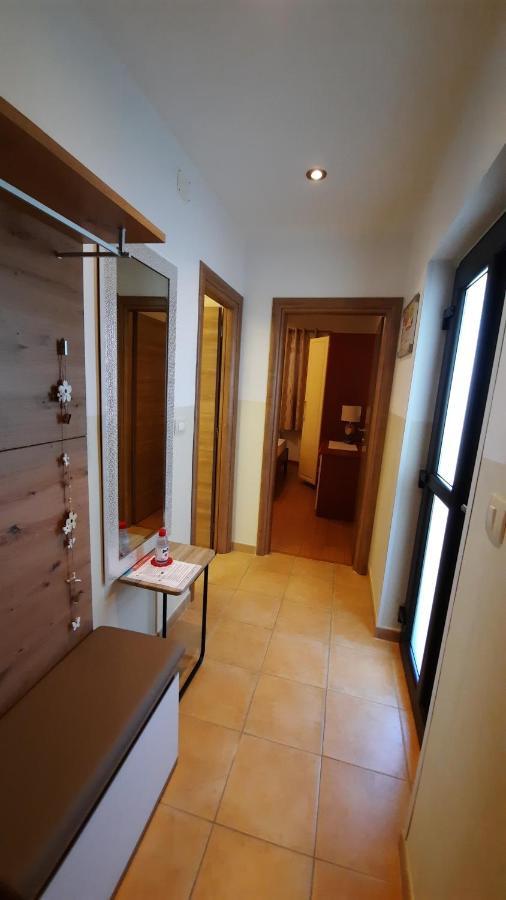 Apartments Alea Ровин Екстериор снимка