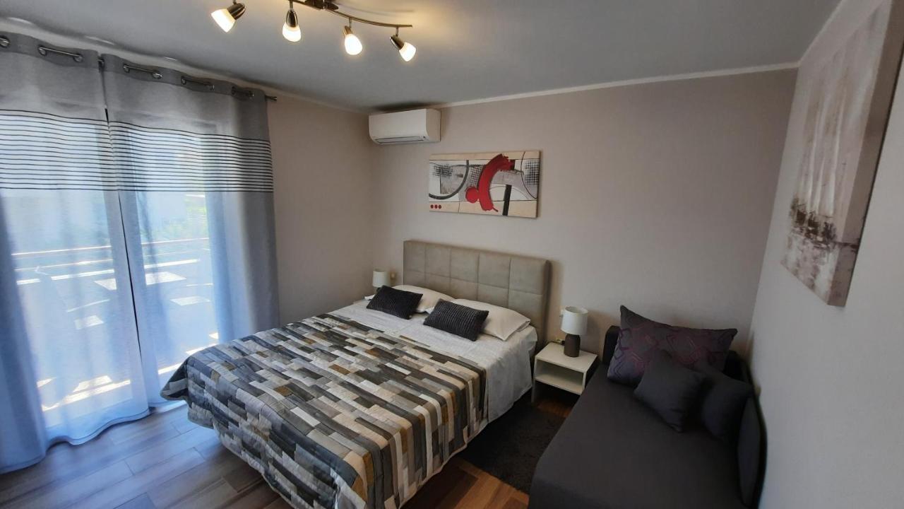 Apartments Alea Ровин Екстериор снимка