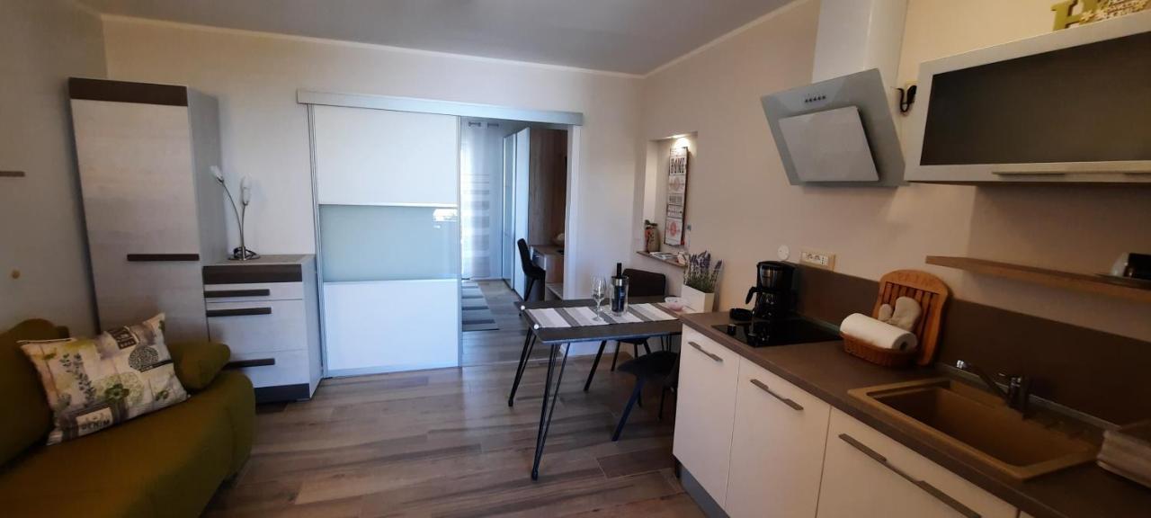 Apartments Alea Ровин Екстериор снимка