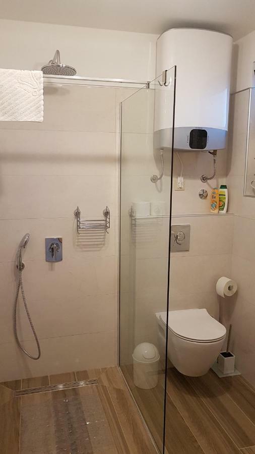 Apartments Alea Ровин Екстериор снимка